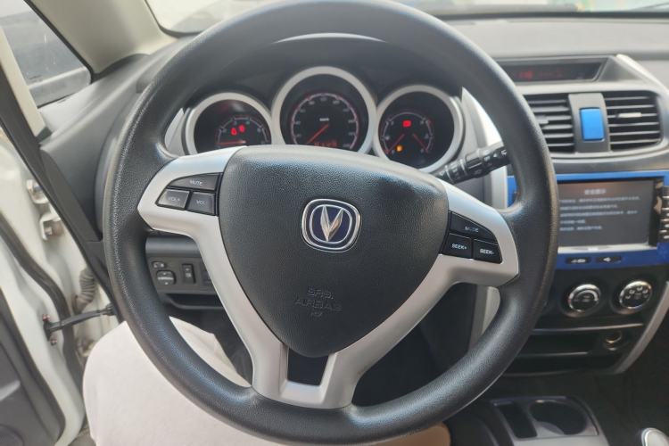 Used Changan CX20 2014 1.4L IMT Sunroof Navigation Version China IV Standard