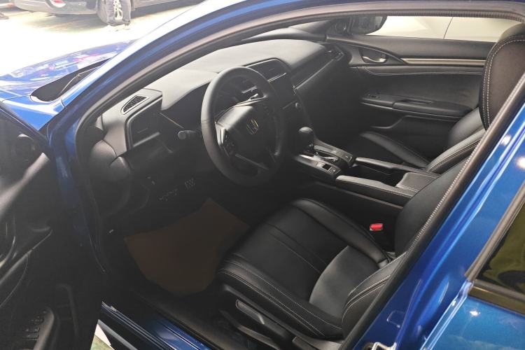 Used Honda Civic 2021 HATCHBACK 220TURBO CVT Trendy Cool Edition