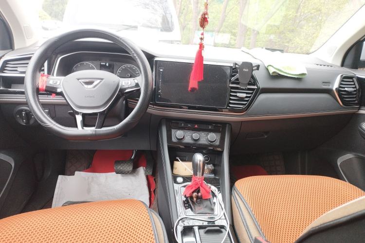 Used Jetta VS5 2024 280TSI Automatic Enjoyment Edition Center Console