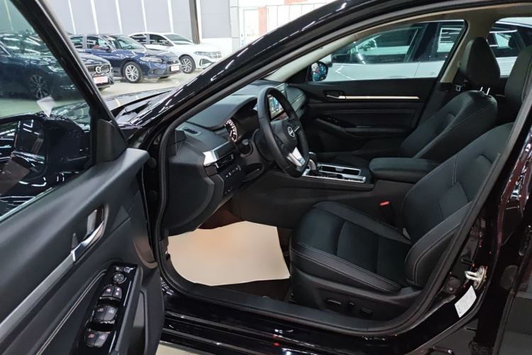 Used Nissan Teana 2022 2.0L XL-TLS Enjoyment Edition Driver Seat