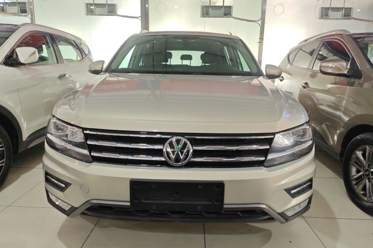 Used Volkswagen Tiguan L 2017 330TSI Automatic Two-Wheel Drive Luxury Edition
