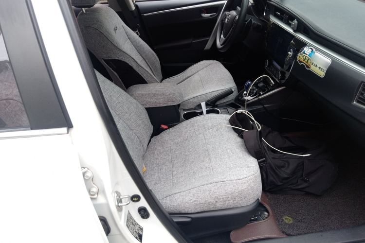 Used Toyota Corolla 2016 Dual-Engine 1.8L E-CVT Pioneer Edition