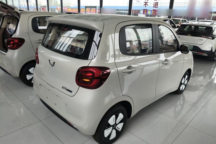 Used Wuling Hongguang MINIEV 2025 Four-Door Version Advanced Edition Rear Right 45 Deg