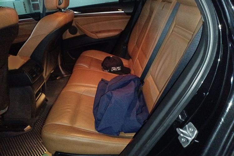 Used BMW X6 2014 xDrive35i Sport model
