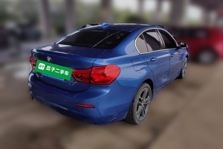 Used BMW 1 Series 2019 118i Fashion Model Rear Right 45 Deg