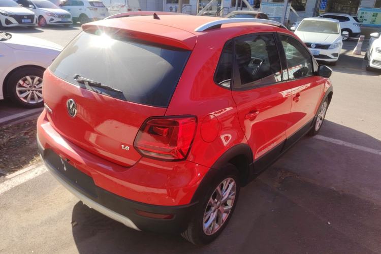 Used Volkswagen Polo 2014 1.6L Cross Polo Automatic
