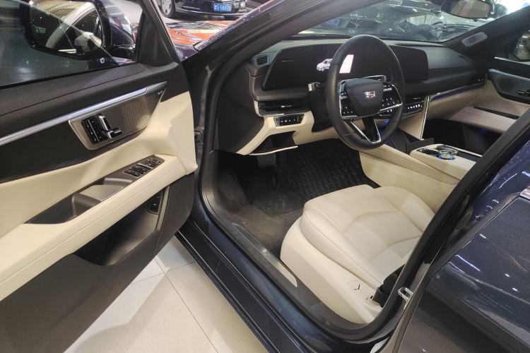 Used Cadillac CT6 2023 28T Luxury Version