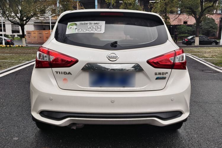 Used Nissan Tiida 2016 1.6L CVT Cool Dynamic Edition