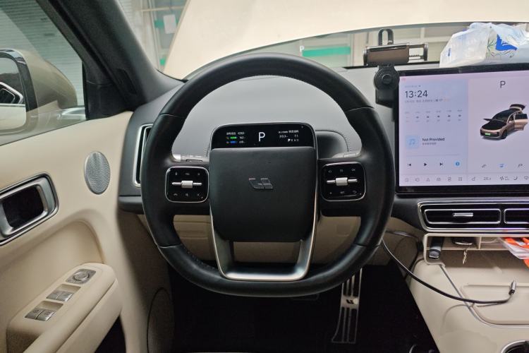 Used Li Auto L8 2023 Max model