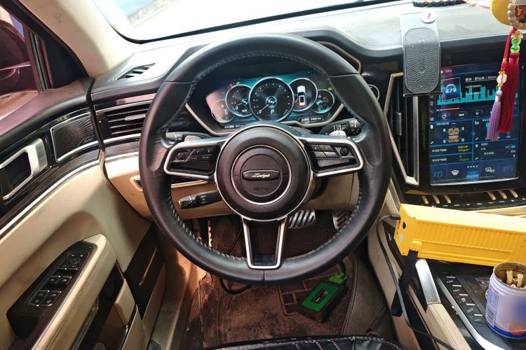 Used Zotye T700 2017 1.8T Dual-Clutch Prestige Model