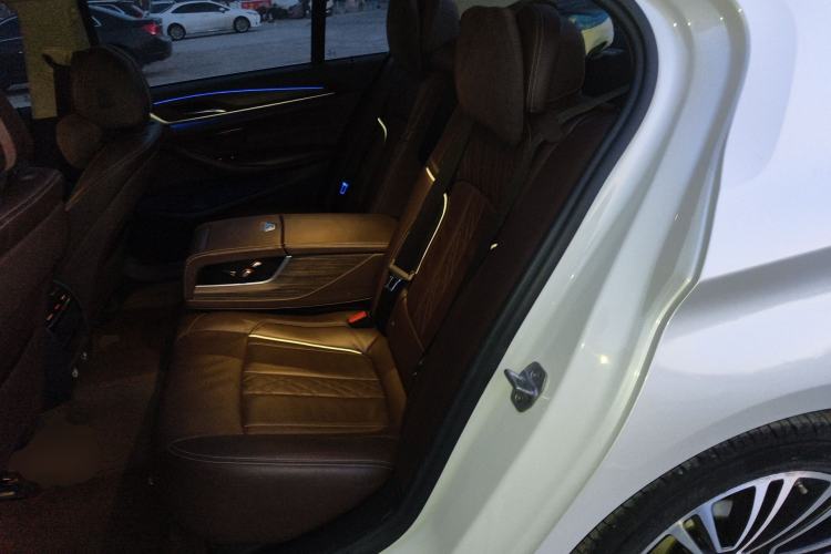 Used BMW 5 Series 2018 Facelifted 530Li xDrive Luxury Package
