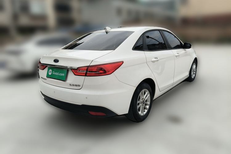 Used Ford Escort 2019 Revised Version 1.5L Manual "Quality Enjoyment" Trim (Tire Pressure Monitoring) China VI Standard Rear Right 45 Deg