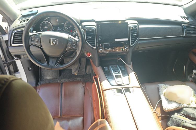 Used Honda UR-V 2020 370TURBO Two-Wheel Drive Luxury Edition