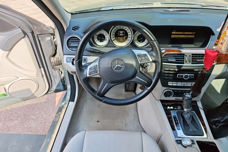 Used Mercedes-Benz C-Class 2011 C 200 CGI Elegant Model
