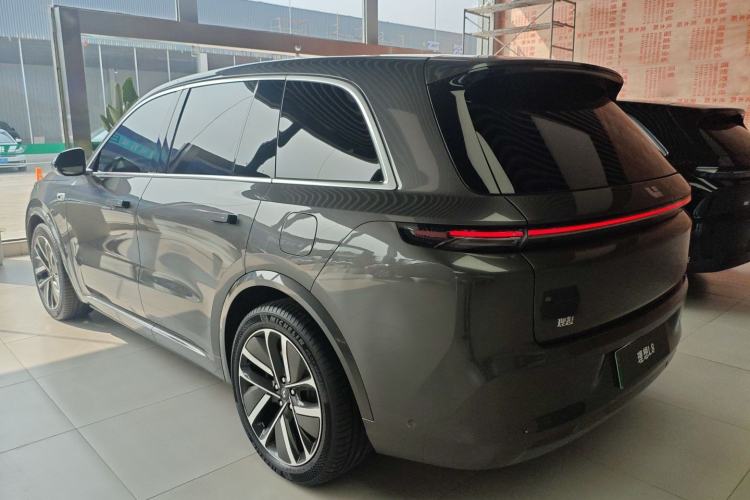 Used Li Auto L8 2023 Max model
