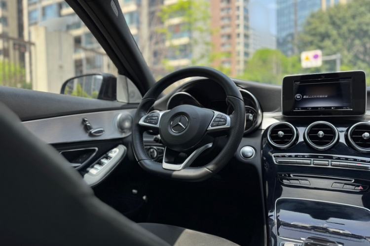 Used Mercedes-Benz C-Class 2017 Restyled C 200 Sport Edition Interior 3