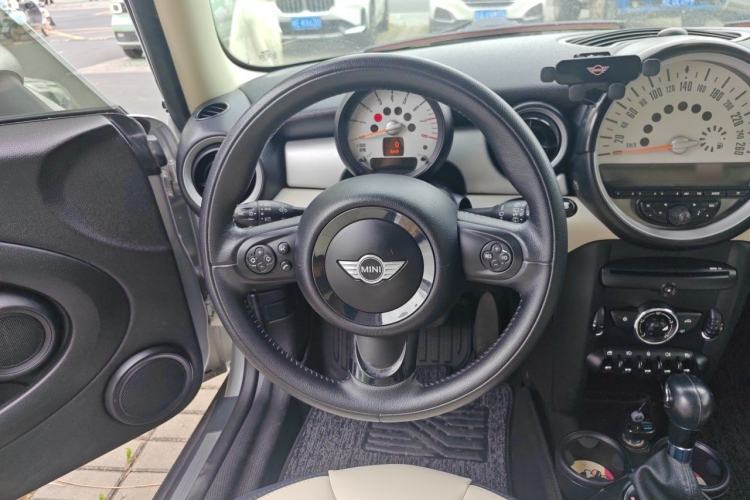 Used MINI Coupe 