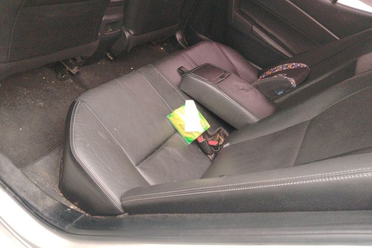 Used Toyota Corolla 2016 Dual-Engine 1.8L E-CVT Elite Edition