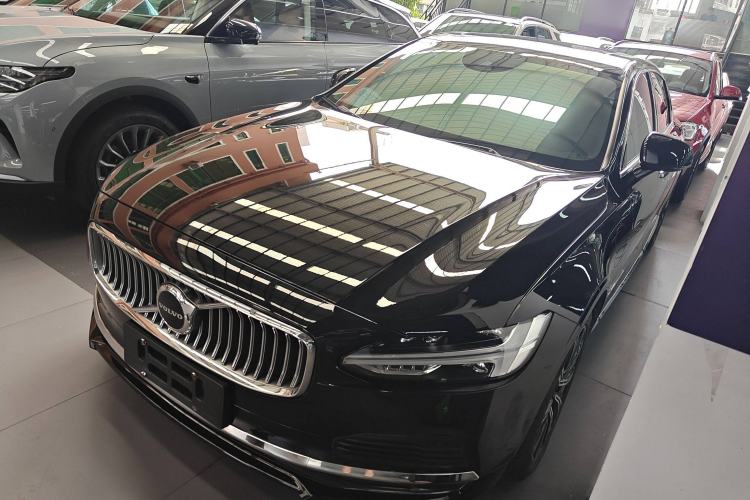 Used Volvo S90 New Energy 2021 T8 eDrive Hybrid Zhiyi Luxury Edition