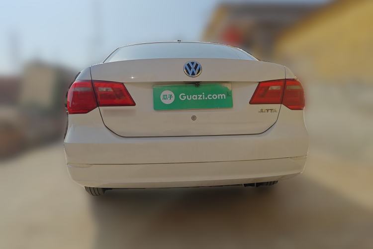 Used Volkswagen Jetta 2015 Zhuihui Edition 1.4L Manual Fashion Model