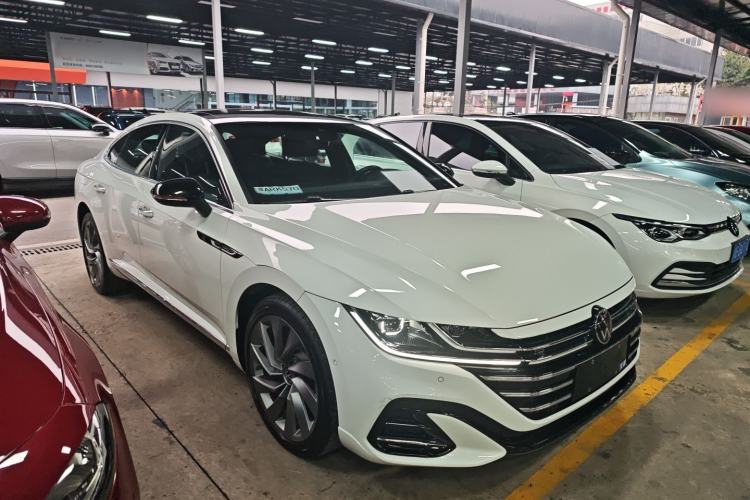 Used Volkswagen FAW-Volkswagen CC 2023 380TSI Striking Edition
