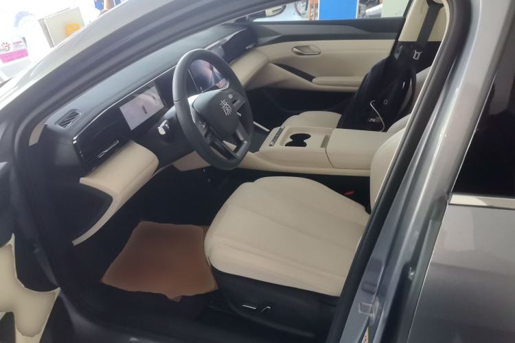 Used BYD Qin L 2025 EV 545KM Beyond Version
