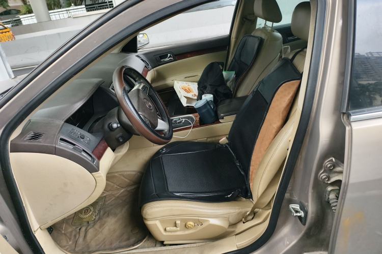 Used Cadillac SLS Seville 2011 2.0T Luxury Edition Left Front Seat