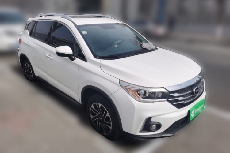 Used GAC Trumpchi GS4 2016 235T G-DCT Elite Edition Front Right 45 Deg