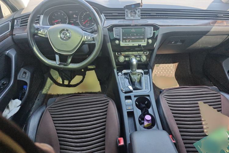 Used Volkswagen Magotan 2017 380TSI DSG Luxury Model
