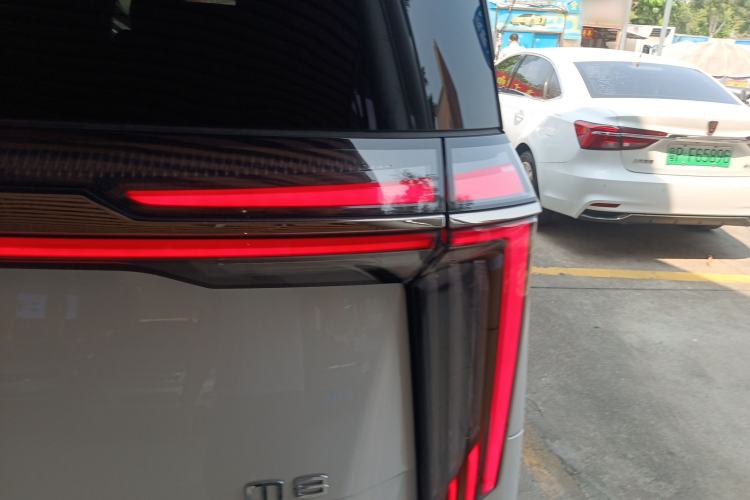 Used GAC Trumpchi M8 2024 Zongshi Series Dual-Motor Supreme Edition
