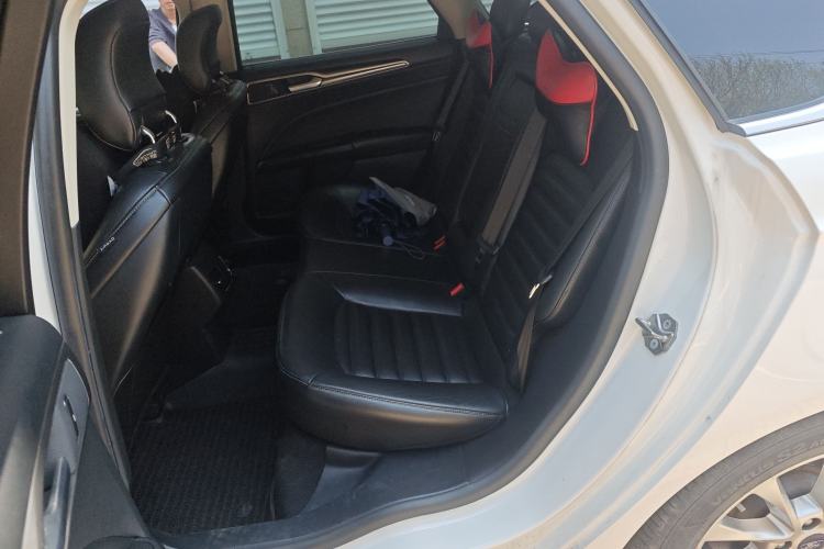 Used Ford Mondeo 2017 EcoBoost 200 Stylish Model
