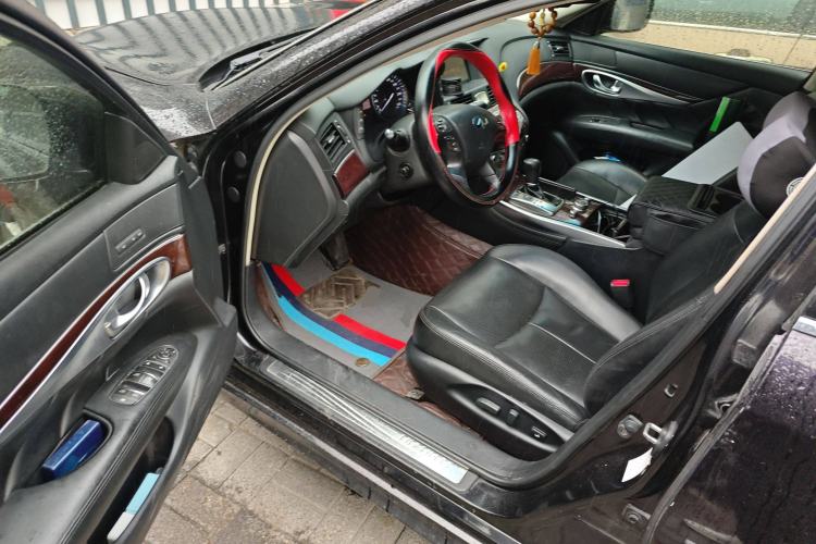 Used Infiniti Q70 2013 Q70L 2.5L Comfort Edition