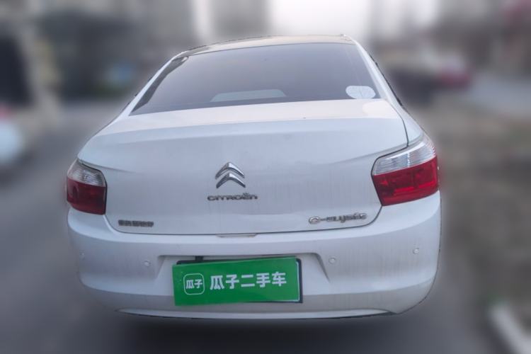 Used Citroen Elysee 2015 Zhishang Edition 1.6L Manual Fashion Model