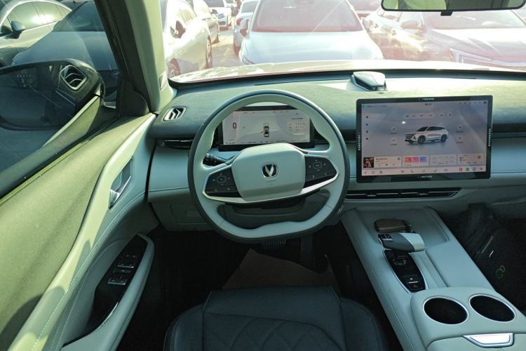 Used Changan UNI-Z New Energy 2024 Blue Whale Smart Electric iDD 125km Beyond Edition