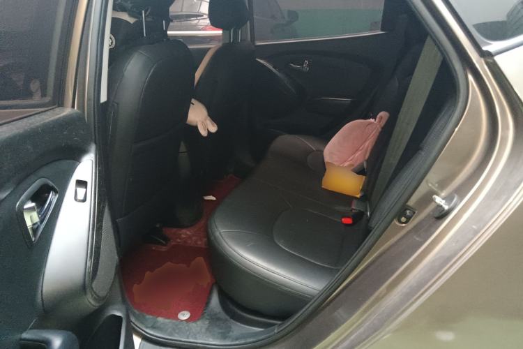 Used Hyundai ix35 2012 2.0L Automatic Two-Wheel Drive New Edition GL