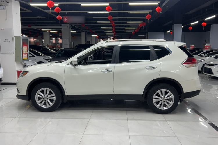 Used Nissan X-Trail 2014 2.0L CVT Comfort Edition 2WD Exterior 3