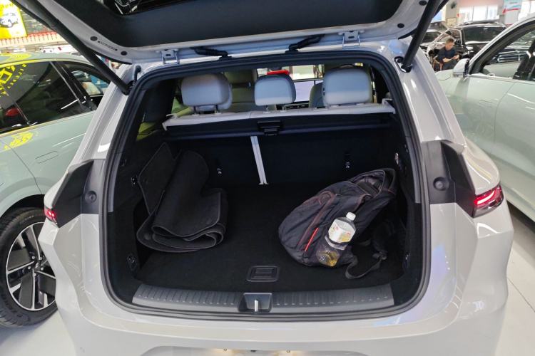 Used Li Auto L6 2025 Max Smart Refresh Edition
