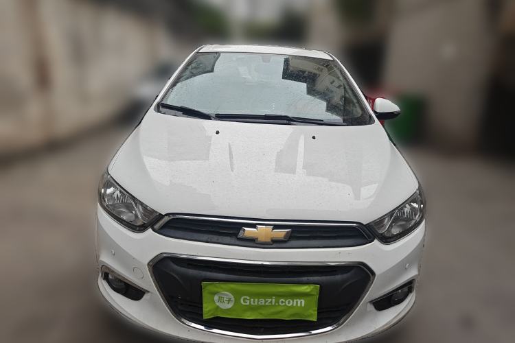 Used Chevrolet Aveo Sonic 2014 Hatchback 1.6 SX AT Fashion Edition