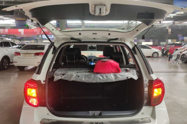 Used Suzuki SX4 2013 1.6L Manual CoolRide Model
