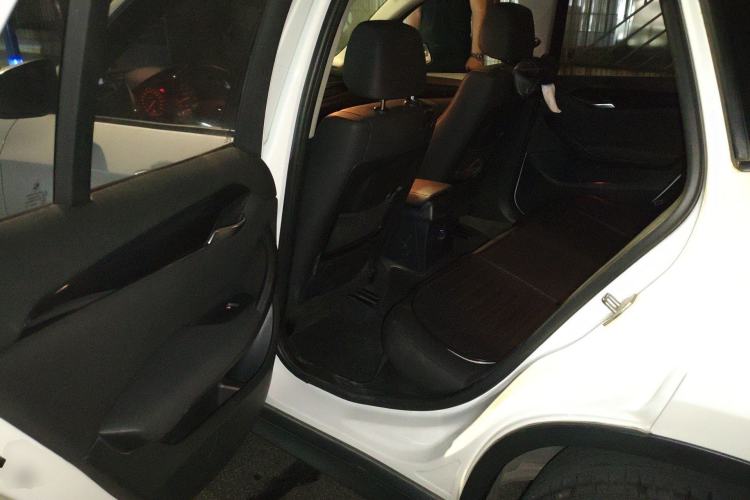 Used BMW X1 2015 sDrive18i Leading Edition