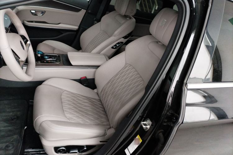 Used BYD Han 2025 DM-i Intelligent Driving Edition 125KM LiDAR Flagship Model
