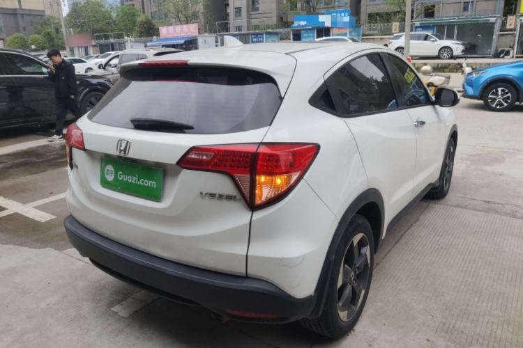 Used Honda Vezel 2016 1.8L CVT Front-Wheel Drive Pioneer Edition Rear Right 45 Deg