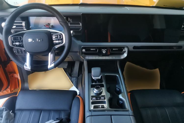 Used BAIC Off-Road BJ40 2024 2.0T All-New Urban Hunter Edition Ultimate Version