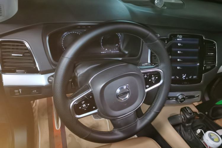 Used Volvo XC90 2015 T6 Zhiyi Edition 7-Seater
