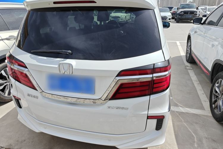 Used Honda Elysion 2016 2.4L Luxury Edition Rear