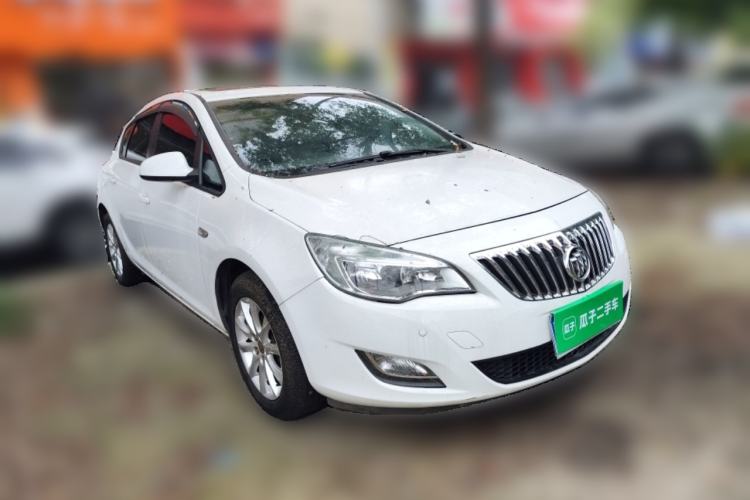 Used Buick GT 2014 XT 1.6L Automatic Comfort Edition Front Right 45 Deg