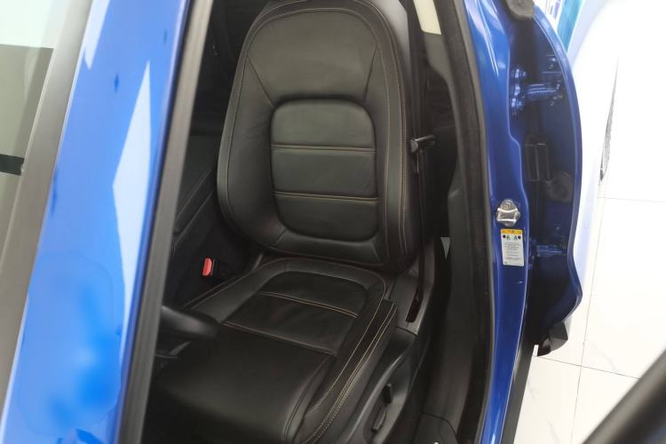 Used Jaguar F-PACE 2018 2.0T Four-Wheel Drive Urban Luxury Edition