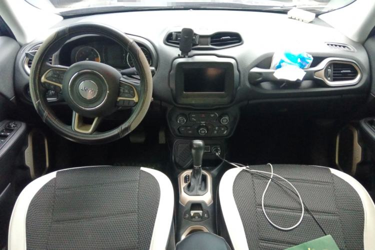 Used Jeep Renegade 2018 Connected Large Screen Version 180T Automatic High-Energy Edition