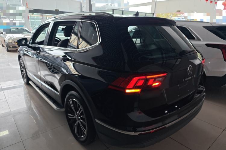 Used Volkswagen Tiguan L 2021 330TSI Automatic Two-Wheel Drive Smart Edition Exterior 2