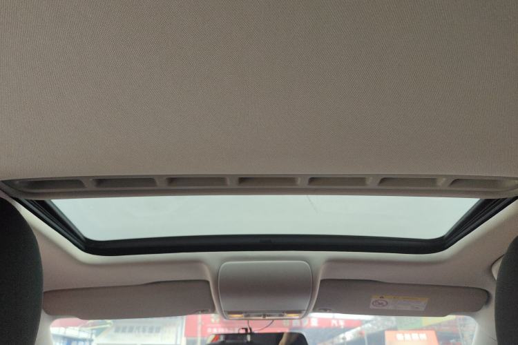 Used Volkswagen Polo 2016 1.6L Automatic Comfort Model